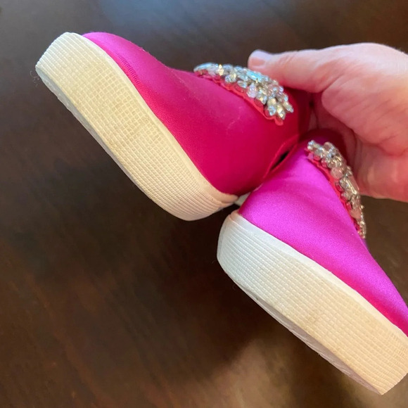 Badgley Mischka PINK SATIN Delight Jewel Ornament Slip On Sneakers Women's Sz 5 - Picture 7 of 11